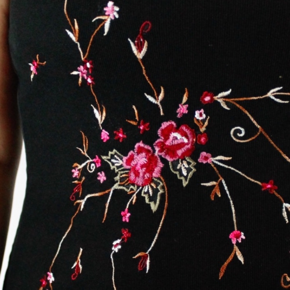 LDB 90s baby knit rose embroidered mini dress